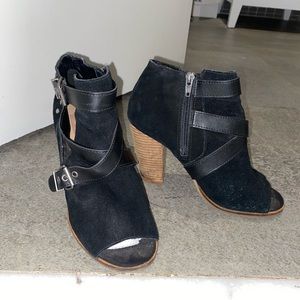 Dolce Vita Women’s Suede Booties